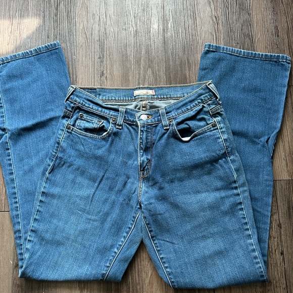 Vintage women’s 515 Levi’s - Picture 1 of 5
